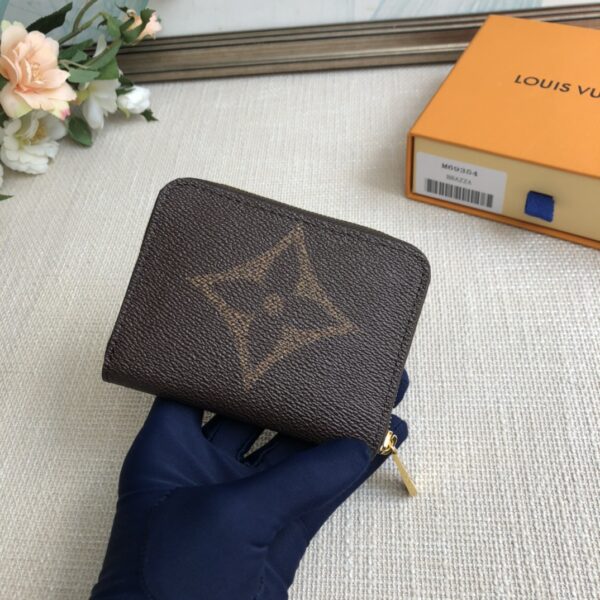 Louis Vuitton Monogram Giant Zipper Coin Purse - Image 5