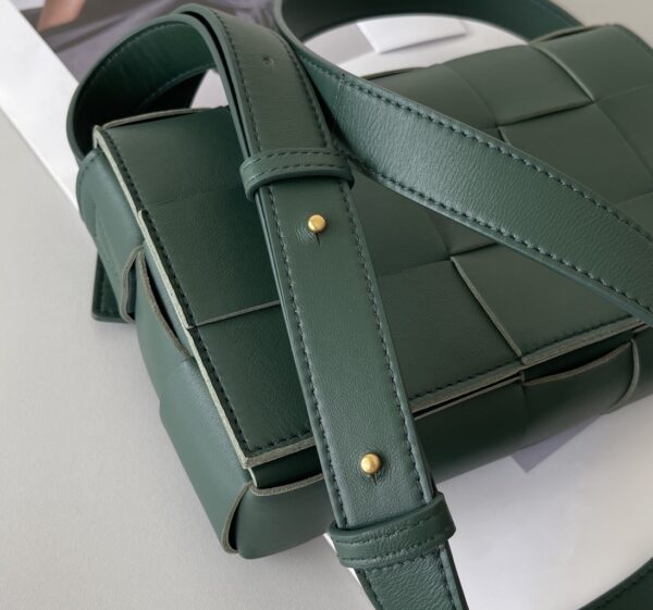 Bottega Veneta Cassette/Pillow Bag - Green - Image 5