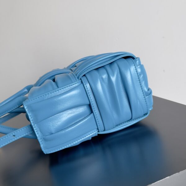 Bottega Veneta Cute Pleated Mini Tote Bag - Blue - Image 3