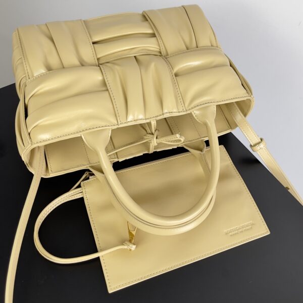 Bottega Veneta Cute Pleated Mini Tote Bag - Caramel - Image 3