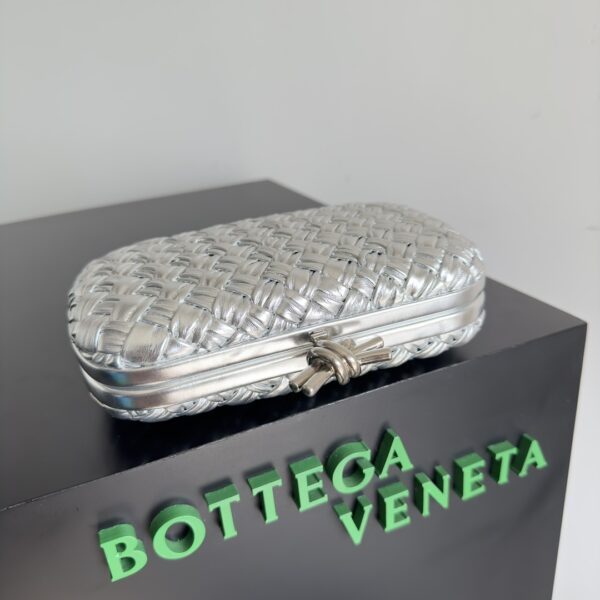 Bottega Veneta Knot Classic Dinner Clutch - Silver - Image 5