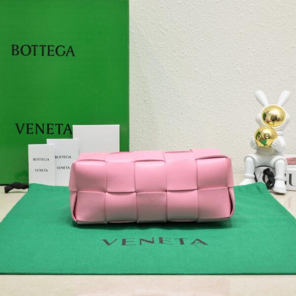 Bottega Veneta New Brick Cassette Handbag - Pink - Image 4