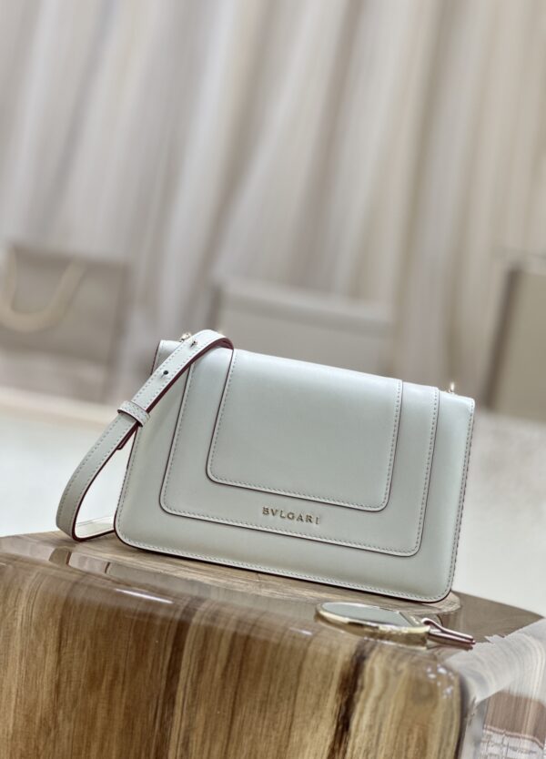 Bulgari Serpenti Forever Shoulder Bag - White With Powder - Image 5