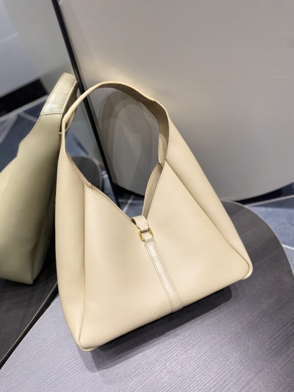 Givenchy G-hobo Medium Size Handbag - Cream - Image 2