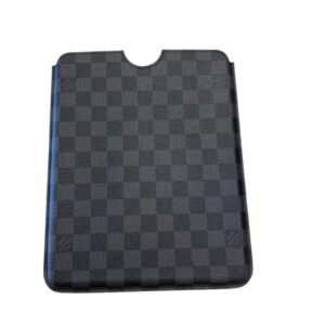 Clutch Designer By Louis Vuitton  Size: Medium | Luna Bags