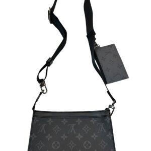 Crossbody Luxury Designer By Louis Vuitton GASTON Size: Medium | Luna Bags