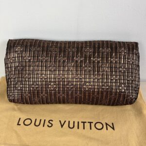 Clutch Luxury Designer Louis Vuitton, Size Medium | Luna Bags