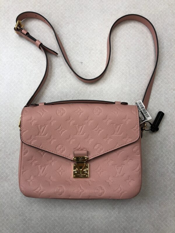 Crossbody Luxury Designer By Louis Vuitton  Size: Medium | Luna Bags