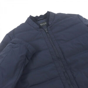 GUCCI Down jacket 322555 Main: 92% nylon, Main: 8% polyurethane, Part: 98% wool, Part: 2% polyurethane, Filling: 100% down Navy mens 44 Used | Luna Bags