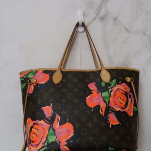Handbag Luxury Designer By Louis Vuitton  Size: Large | Luna Bags