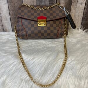 Handbag Luxury Designer By Louis Vuitton  Size: Medium | Luna Bags