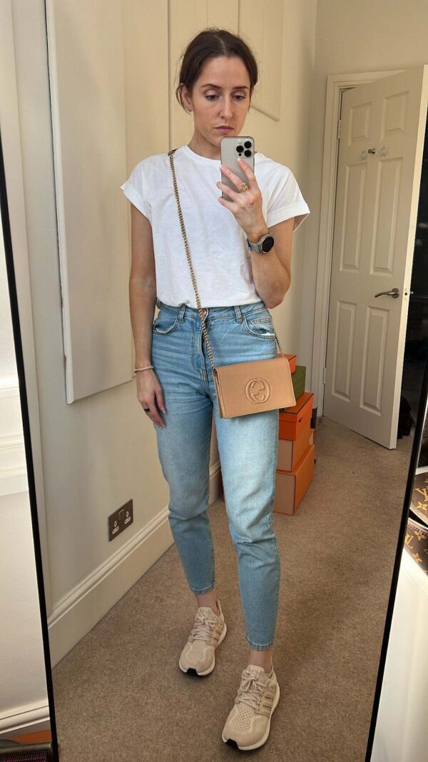 Gucci Rose Beige Soho Chain Wallet | Luna Bags