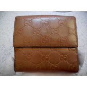 Gucci Camel Leather With An Embossed Large G Print And A Gold Heart Shaped Accent Design Wallet | Luna Bags