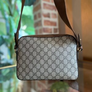 GUCCI Messenger Small Beige GG Supreme Coated Canvas Crossbody Bag | Luna Bags