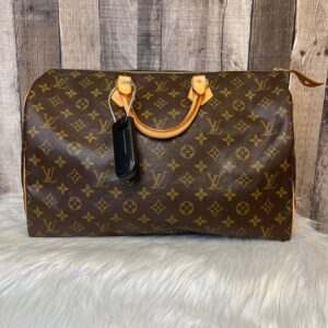 Handbag Luxury Designer By Louis Vuitton  Size: Large | Luna Bags