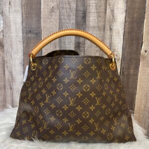 Handbag Luxury Designer By Louis Vuitton  Size: Large | Luna Bags