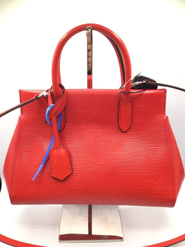 Handbag Designer By Louis Vuitton  Size: Medium | Luna Bags