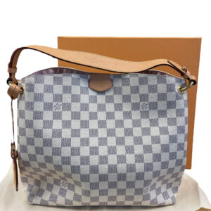 Handbag Luxury Designer By Louis Vuitton  Size: Medium | Luna Bags