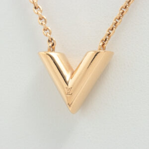 ITEM 1 - Louis Vuitton Essential V Necklace (Costume Jewellery) | Luna Bags