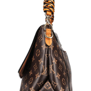 LOUIS VUITTON Beaubourg MM Bag MNG | Luna Bags