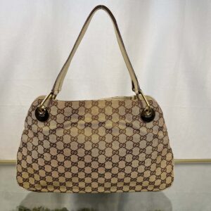 GUCCI GG Supreme Canvas Medium Eclipse Shoulder Bag | Luna Bags