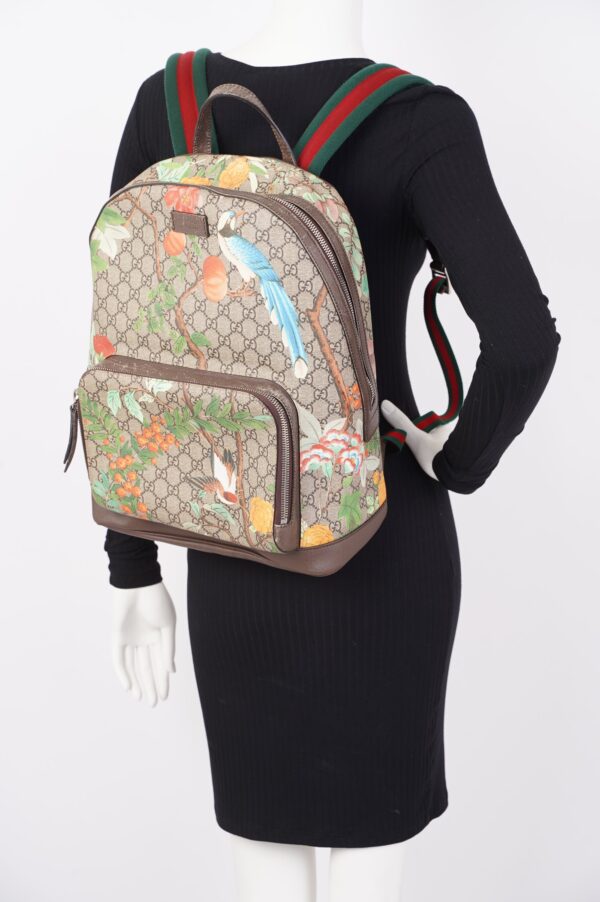 Gucci Womens GG Supreme Backpack Supreme / Floral | Luna Bags