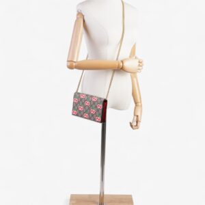 Gucci Monogram Apple Chain Wallet GG Supreme / Red / Green Canvas | Luna Bags