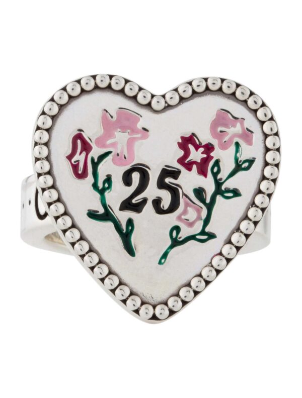 Gucci Enamel Heart Ring in Silver | Luna Bags