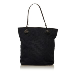 Gucci GG Canvas Eclipse Shoulder Bag | Luna Bags