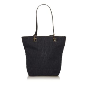 Gucci GG Canvas Shoulder Bag | Luna Bags