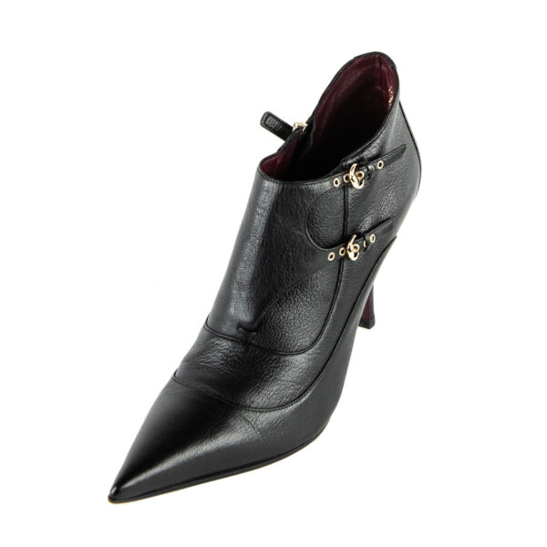 Gucci Black Pointed Toe Ankle Boots Size US 8.5 | EU 38.5 | Luna Bags