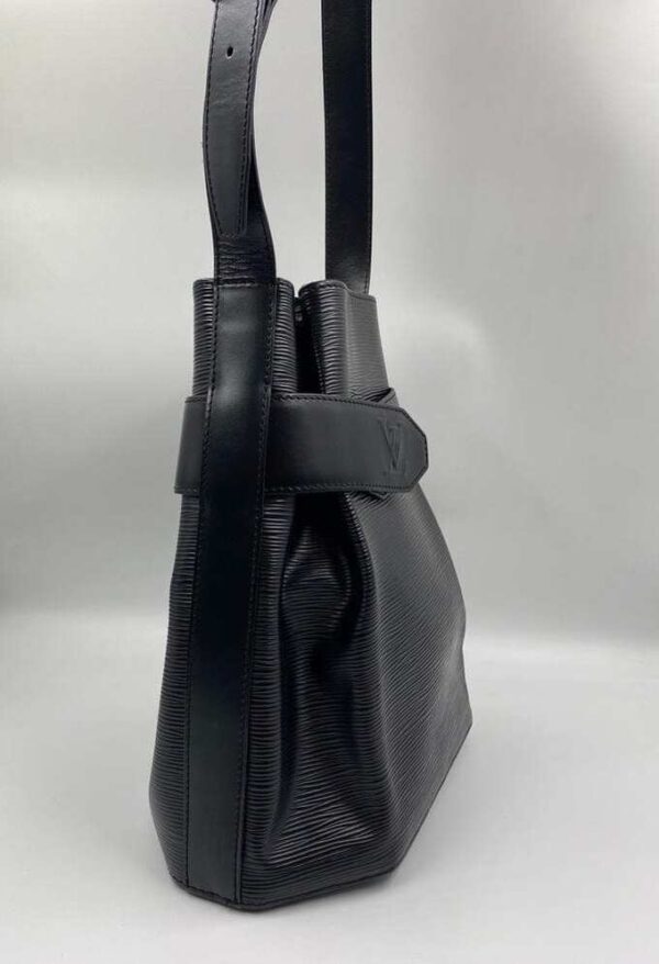 Louis Vuitton Sac d'épaule | Luna Bags