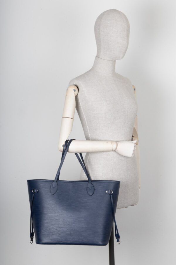 LOUIS VUITTON Neverfull MM Epi Navy | Luna Bags