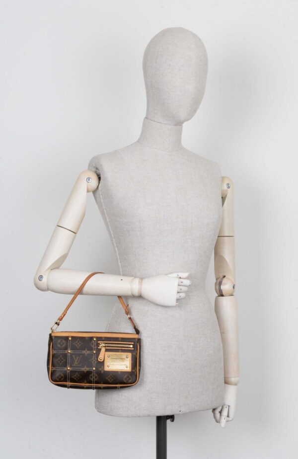 LOUIS VUITTON Quilted Rivet Pochette MNG Canvas | Luna Bags