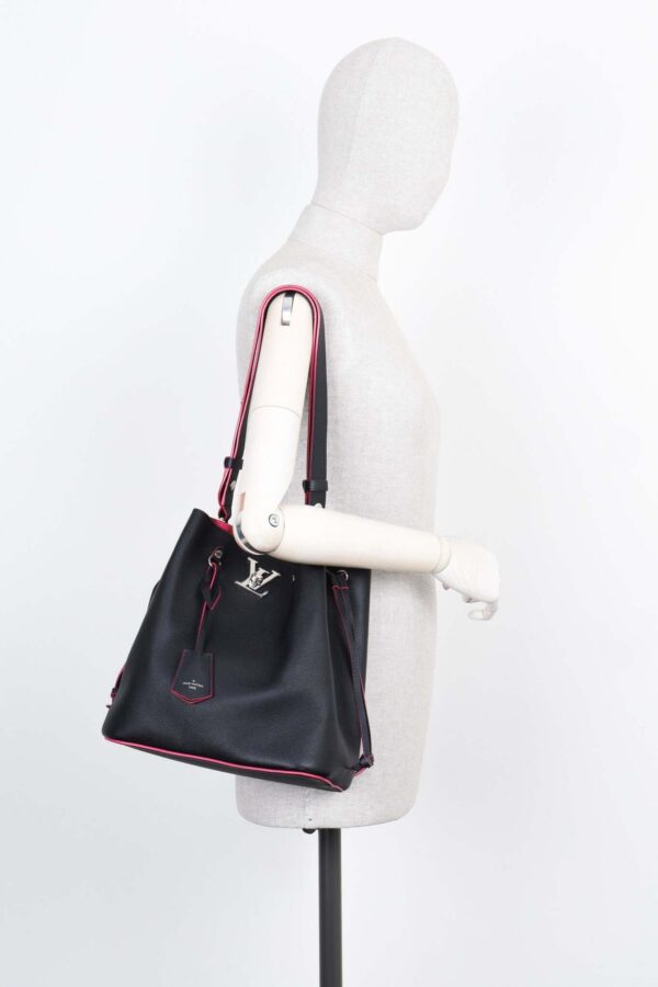 LOUIS VUITTON Lockme Bucket Bag Black | Luna Bags