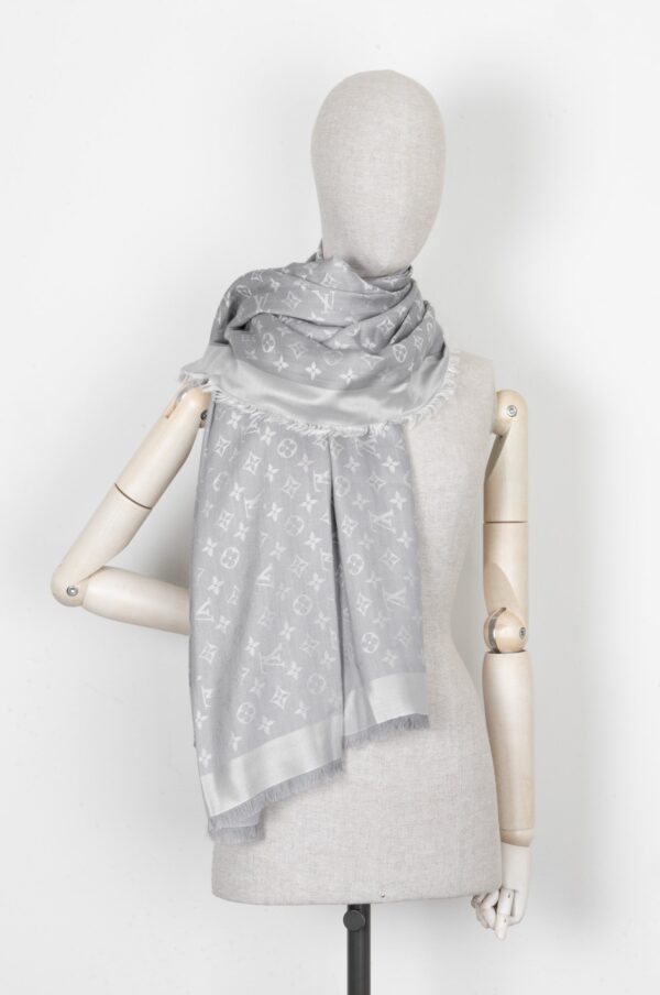 LOUIS VUITTON Scarf Wool Silk MNG Grey | Luna Bags