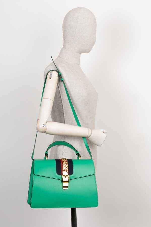 GUCCI Medium Sylvie Top Handle Bag Green | Luna Bags
