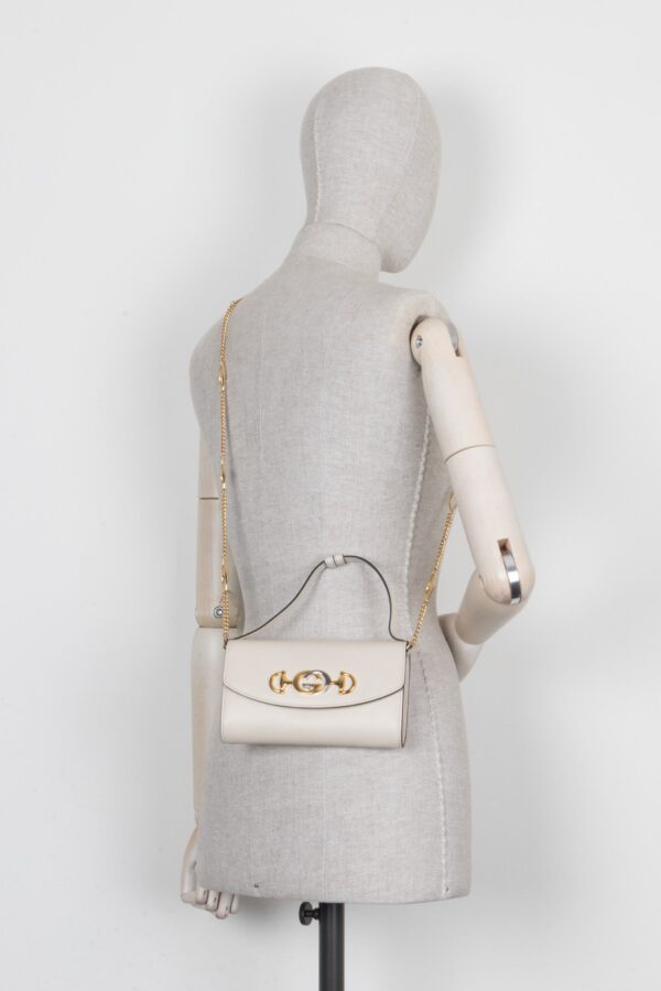 GUCCI Zumi Top Handle Wallet On Chain White | Luna Bags