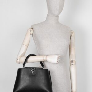 LOUIS VUITTON Capucines MM Black | Luna Bags
