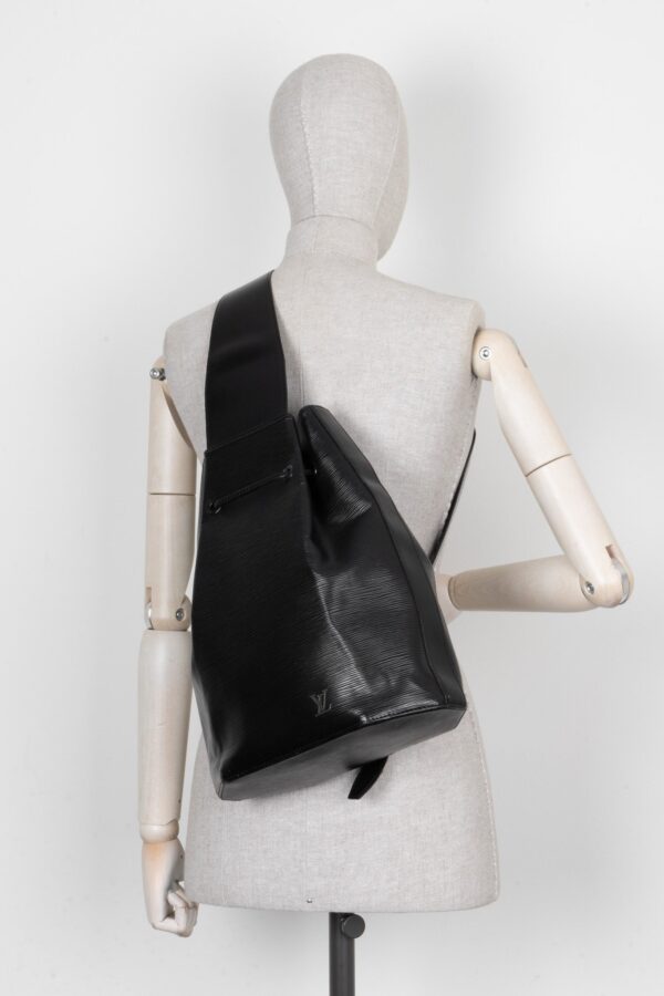 LOUIS VUITTON Sac A Dos Epi Black | Luna Bags