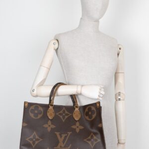 LOUIS VUITTON Onthego GM Giant Monogram Canvas | Luna Bags