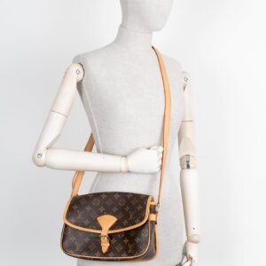 LOUIS VUITTON Sologne Bag MNG Canvas | Luna Bags