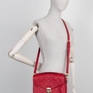 LOUIS VUITTON Pochette Metis Empreinte Red | Luna Bags