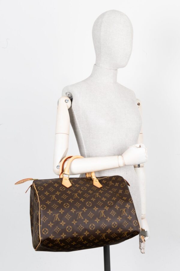 LOUIS VUITTON Speedy 35 Bag MNG Canvas | Luna Bags