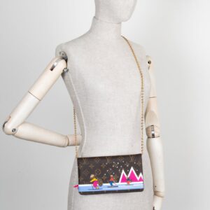 LOUIS VUITTON Ski Bears Pochette Felicie MNG | Luna Bags
