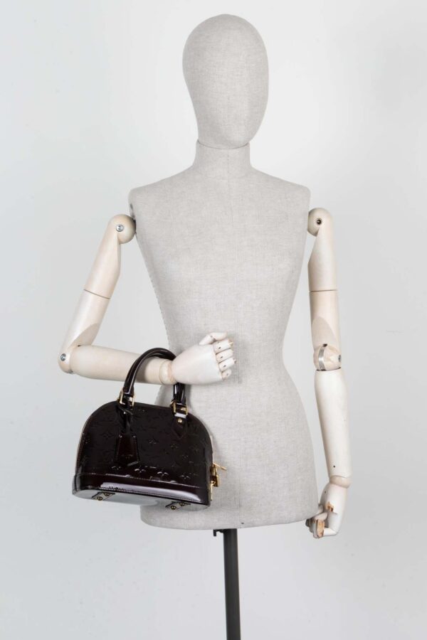 LOUIS VUITTON Alma BB Crossbody Bag Vernis Amarante | Luna Bags