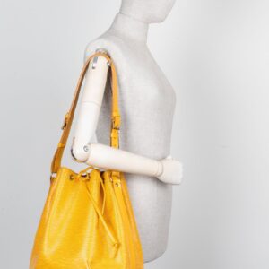 LOUIS VUITTON Grand Sac Noé Epi Yellow | Luna Bags