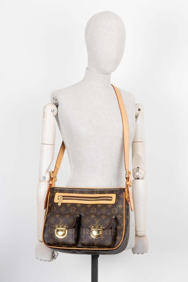 LOUIS VUITTON Hudson GM MNG Canvas | Luna Bags