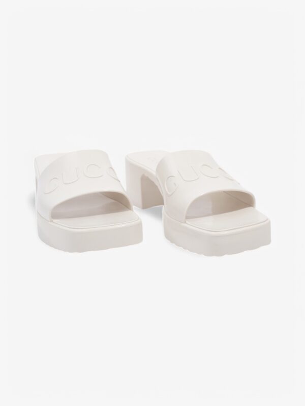 Gucci Logo Embossed Sandals 50 Cream Rubber EU 37 UK 4 | Luna Bags