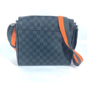 LOUIS VUITTON Shoulder Bag N42405 Damier Grafitto Canvas black Damier Grafitte District PM | Luna Bags